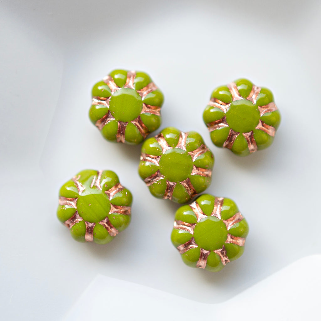 Daisy Flowers Olive Gold