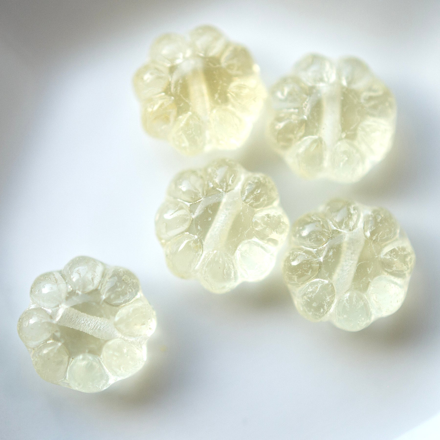 Daisy Flowers Pale Citrine