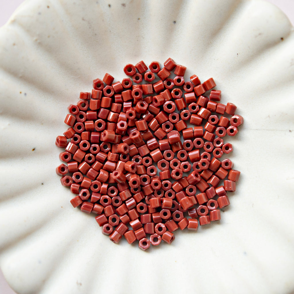 Faceted Seed Beads Brown