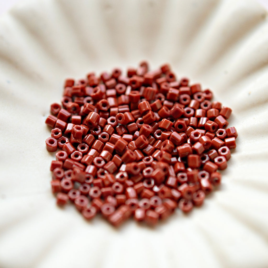 Faceted Seed Beads Brown