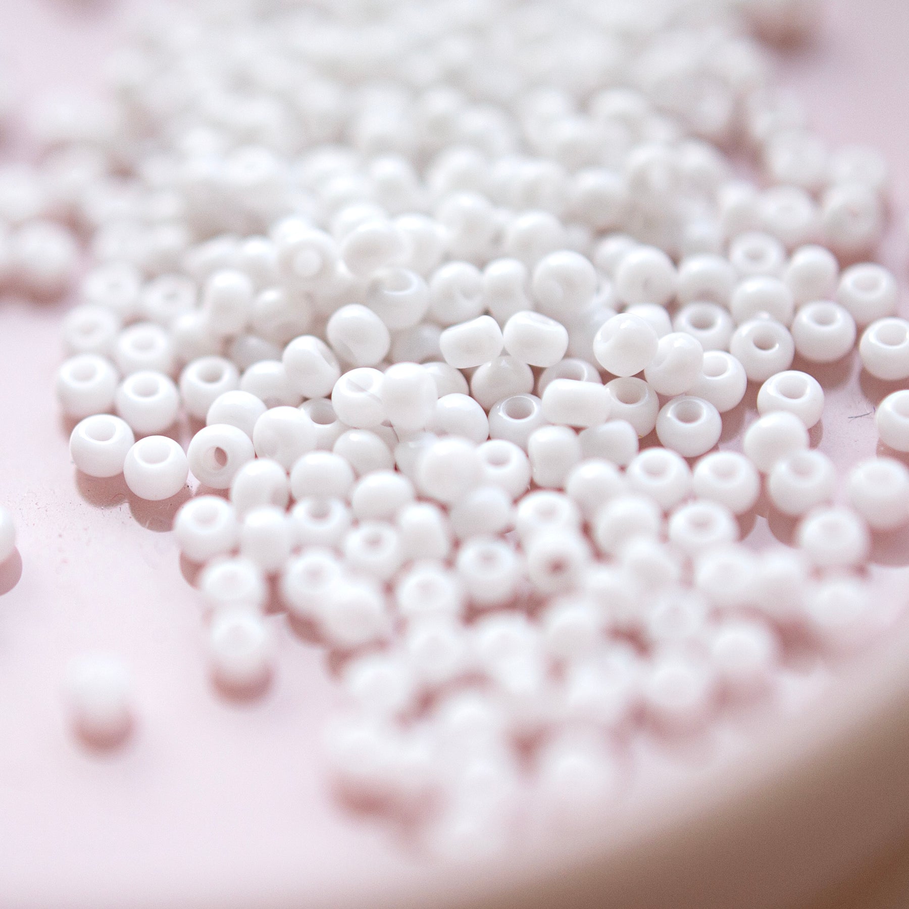 Round Seed Beads 10/0