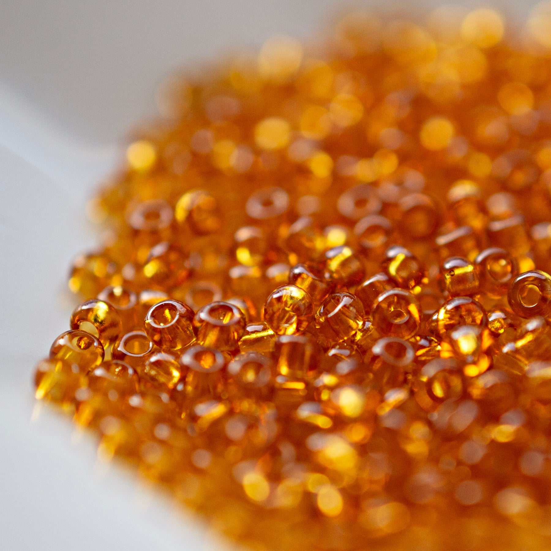 Round Seed Beads 10/0